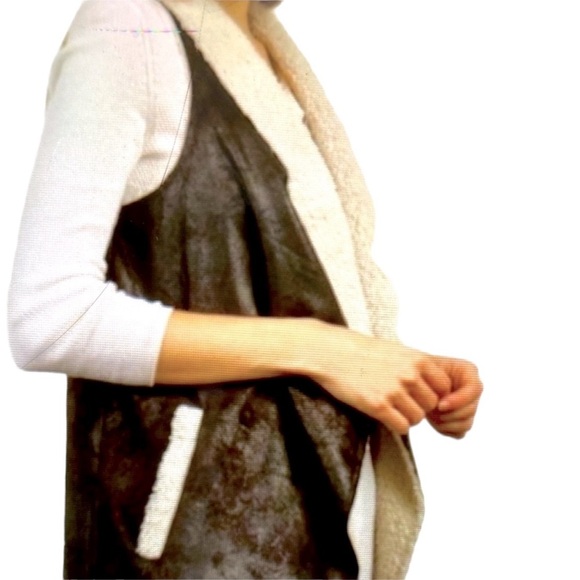 TCEC Sherpa Lining Brown Sleeveless Vest - Picture 1 of 5